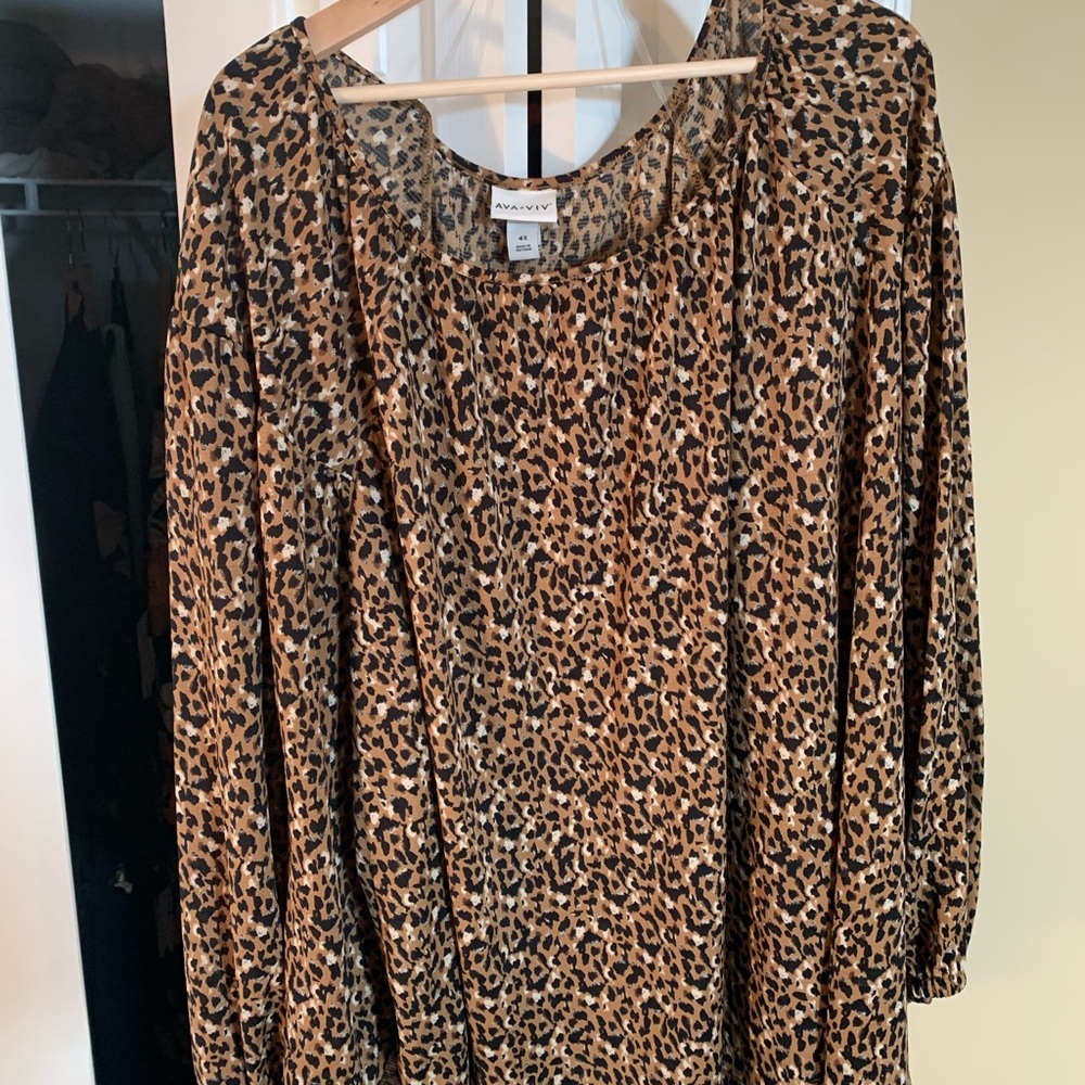 Semi-Off the Shoulder Leopard Blouse - Picture 5 of 5